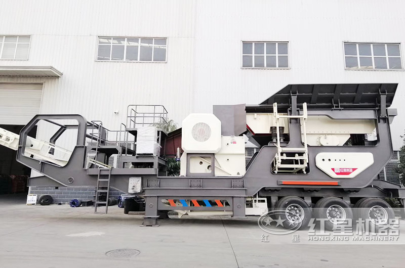移動(dòng)車載碎石機(jī)圖片、配鄂破機(jī)