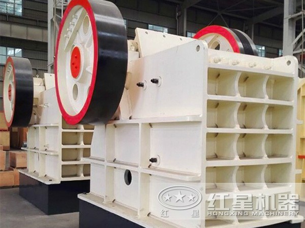 69石頭顎破機，產(chǎn)量為50-160t/h