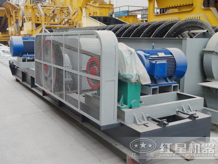 對輥式破碎機(jī)電機(jī)功率45*2KW，處理能力20-40t/h