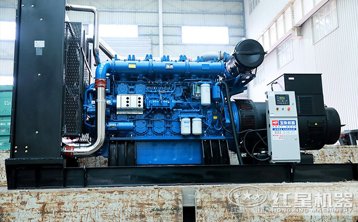 PE1200\*1500顎破機配大功率電機，動力足，現(xiàn)場作業(yè)更效能高 